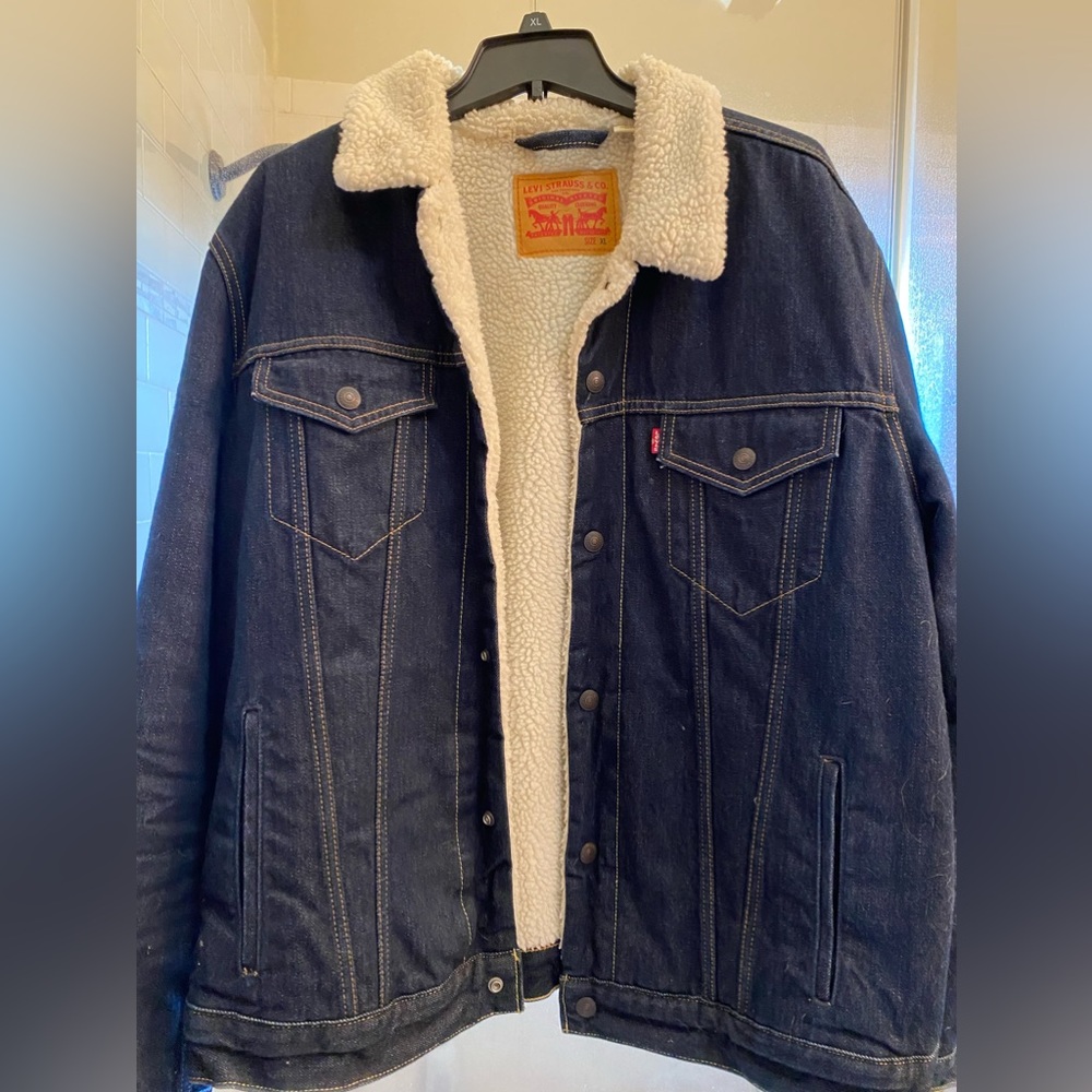 Levi Strauss Jean Jacket lined with Sherpa lining